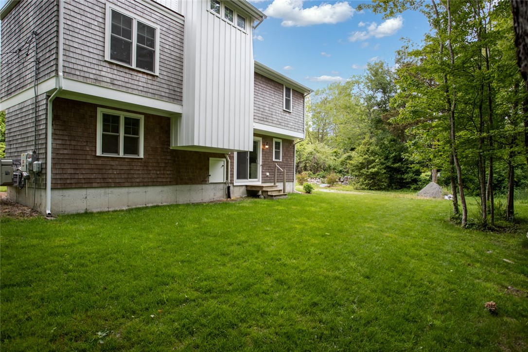 32 Pleasant View Drive Little Compton, RI 02837 - Photo 5 of 43