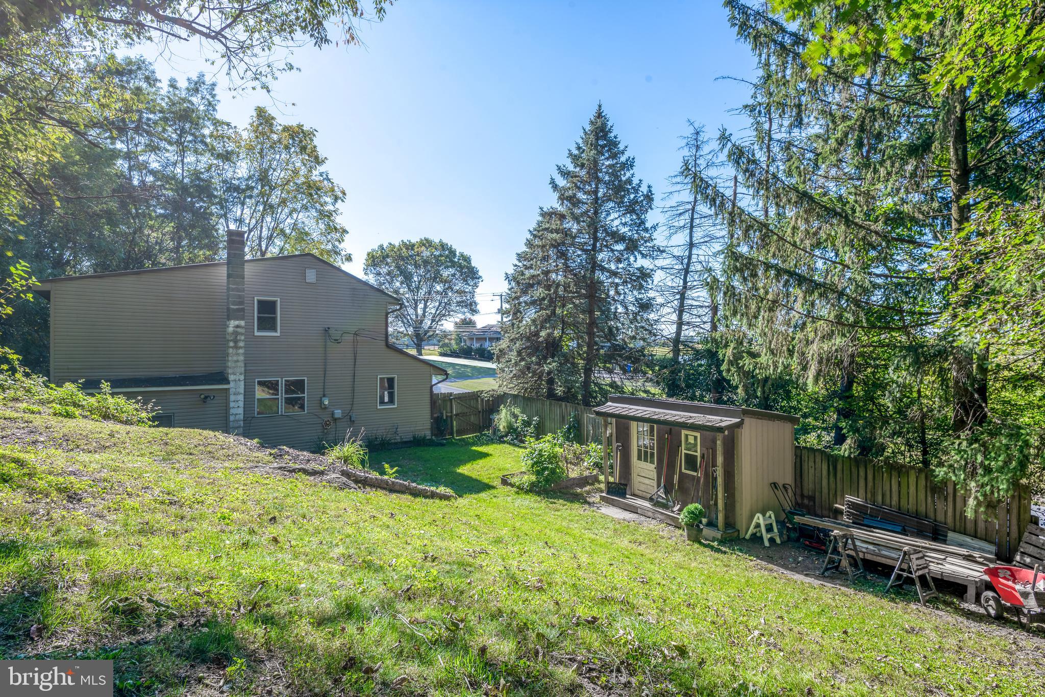 1055 Lampeter Road Lancaster, PA 17602 - Photo 33 of 40