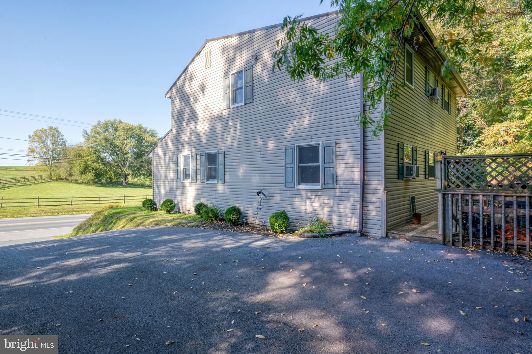 1055 Lampeter Road Lancaster, PA 17602 - Photo 35 of 40