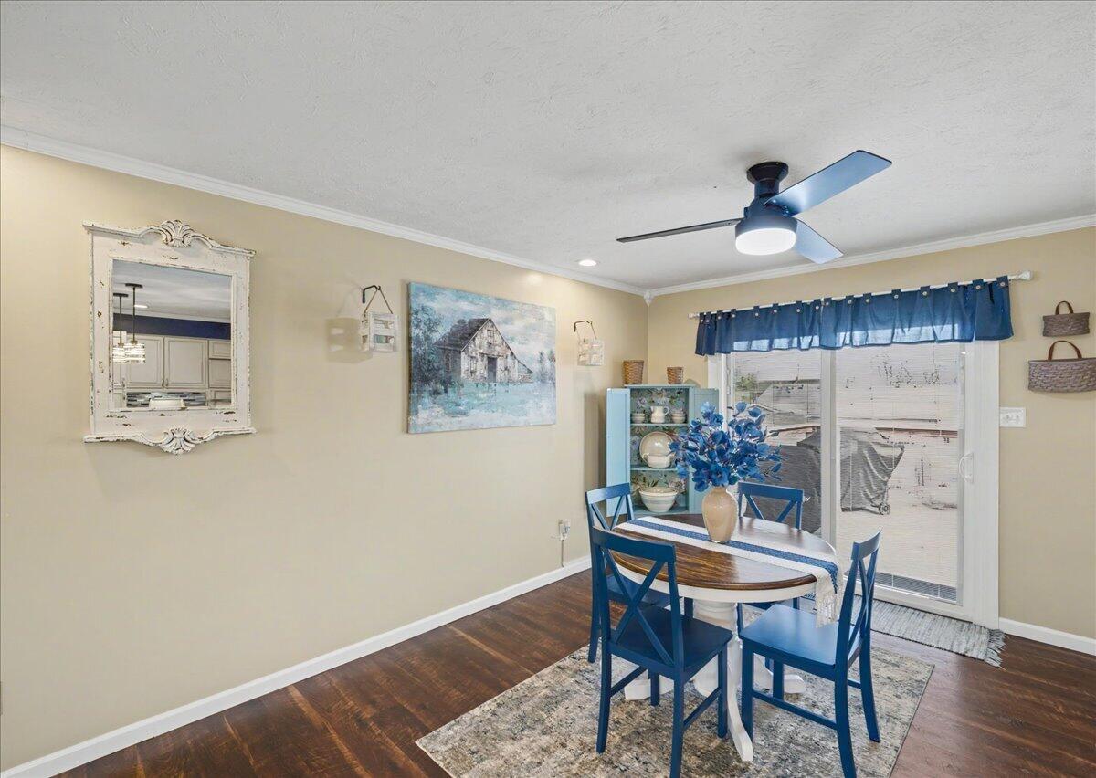 228 Holiday Road Winchester, KY 40391 - Photo 11 of 52 11-2-7