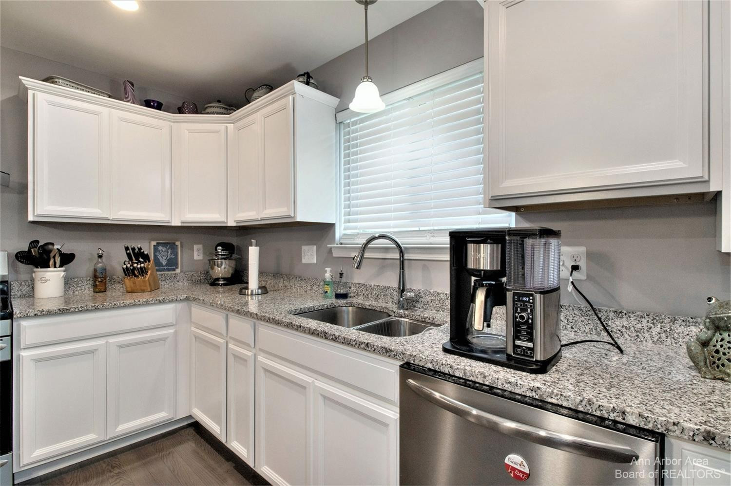 47515 Sugarbush Road Chesterfield, MI 48047 - Photo 9 of 24 Photo 9
