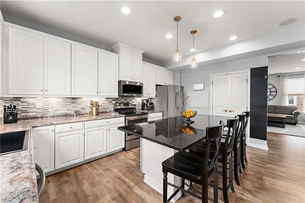 $390,000 | 1203 Pointe View Drive, Mars, PA 16046