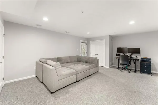 $390,000 | 1203 Pointe View Drive, Mars, PA 16046