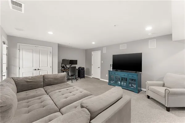 $390,000 | 1203 Pointe View Drive, Mars, PA 16046