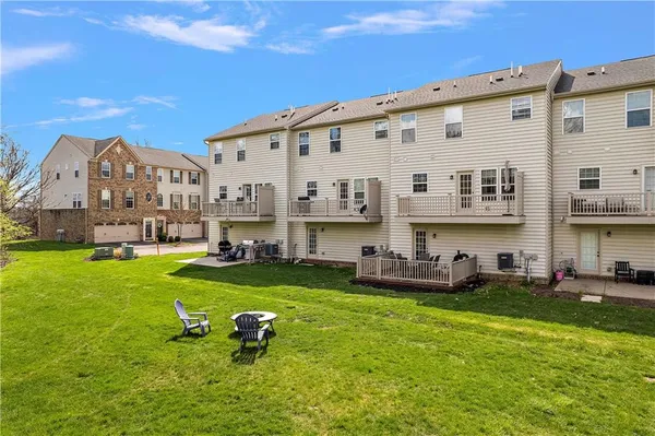 $390,000 | 1203 Pointe View Drive, Mars, PA 16046