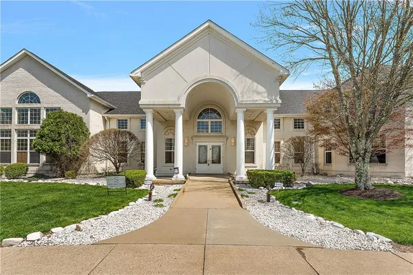 $390,000 | 1203 Pointe View Drive, Mars, PA 16046