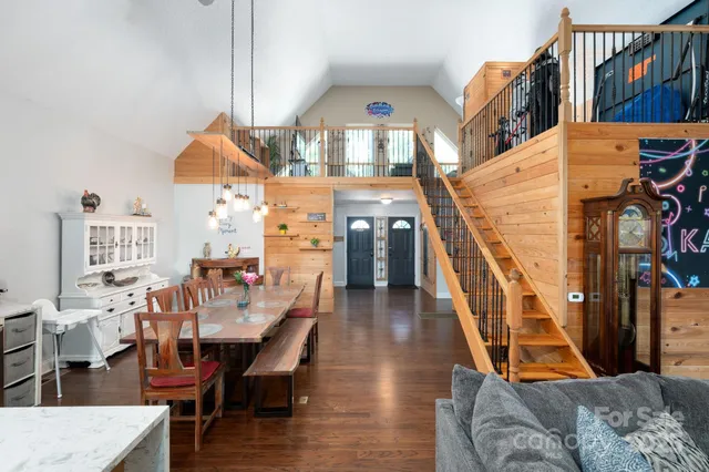 $2,400,000 | 127 Deer Hl Lane, Weaverville, NC 28787