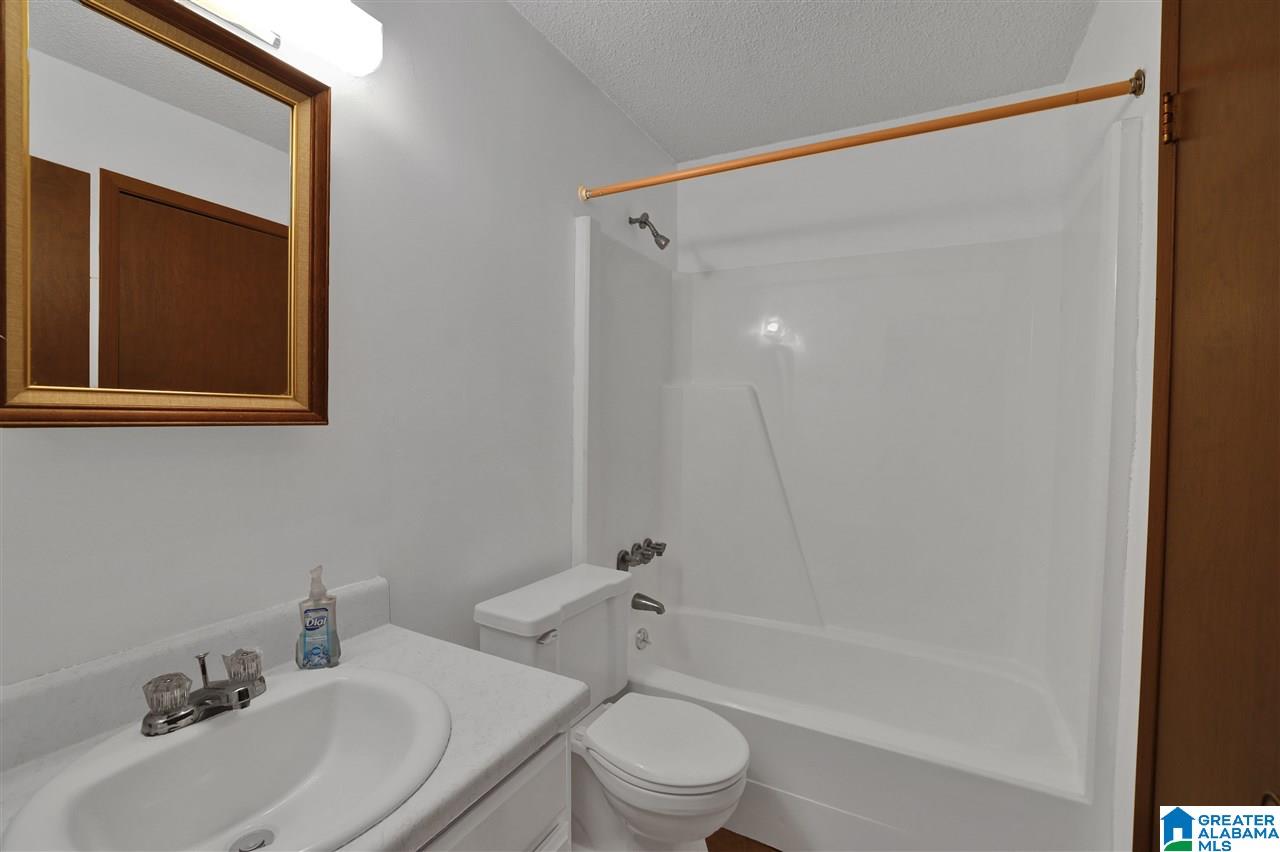209 Running Brook Road Birmingham, AL 35226 - Photo 7 of 21
