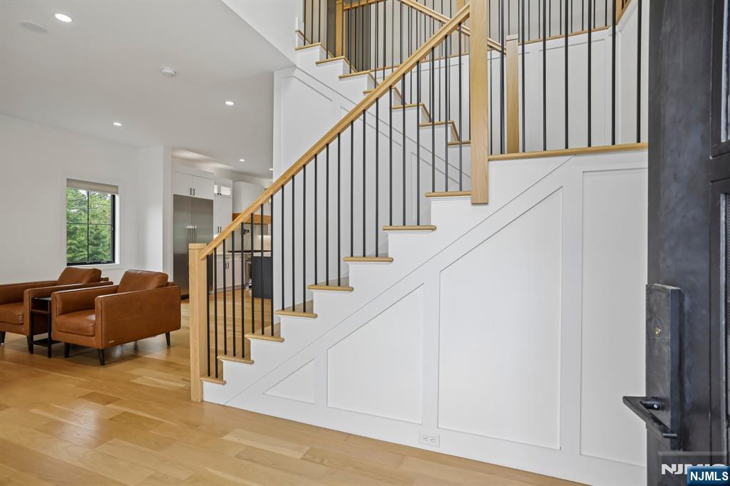 7 New Street Cresskill, NJ 07626 - Photo 3 of 48