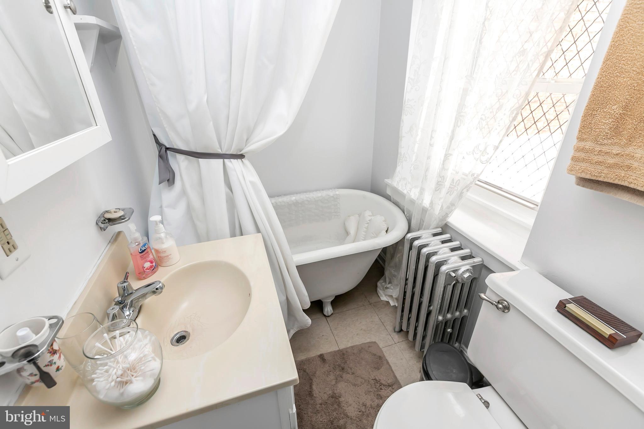 1931 St Paul Street Baltimore, MD 21218 - Photo 57 of 58 Full bathroom on fourth floor