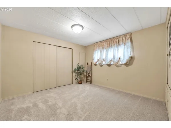 $53,000 | 1800 Lakewood Court, Unit 24, Eugene, OR 97402