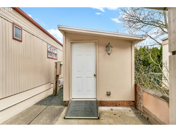 $53,000 | 1800 Lakewood Court, Unit 24, Eugene, OR 97402