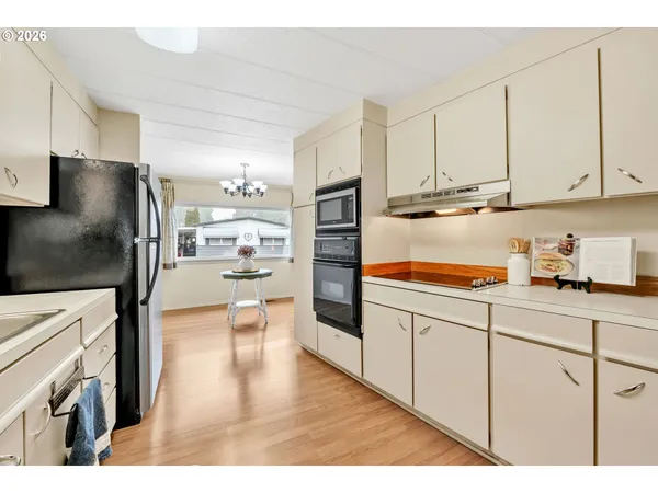 $53,000 | 1800 Lakewood Court, Unit 24, Eugene, OR 97402