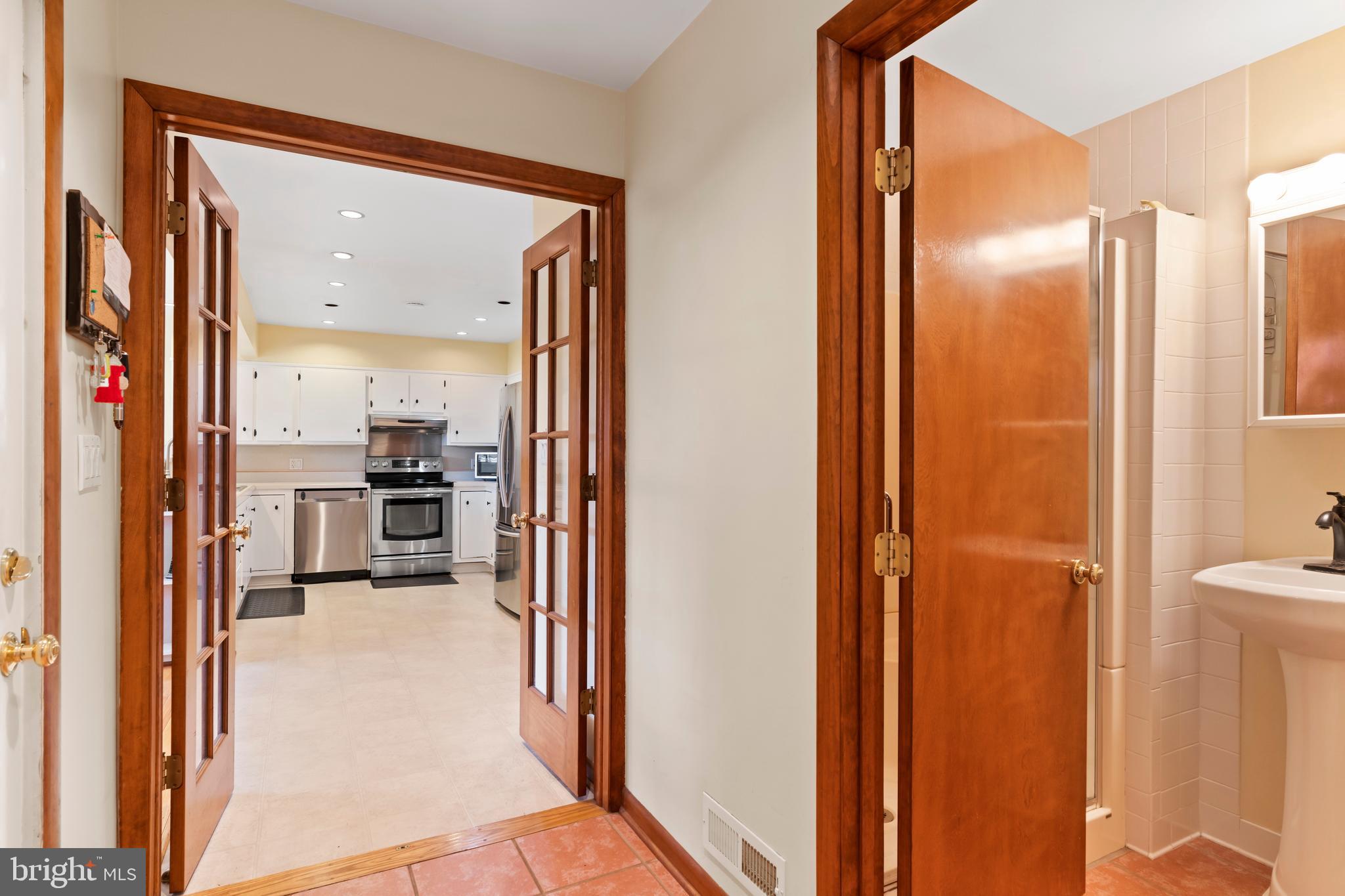 3049 Spring Road Carlisle, PA 17013 - Photo 18 of 60
