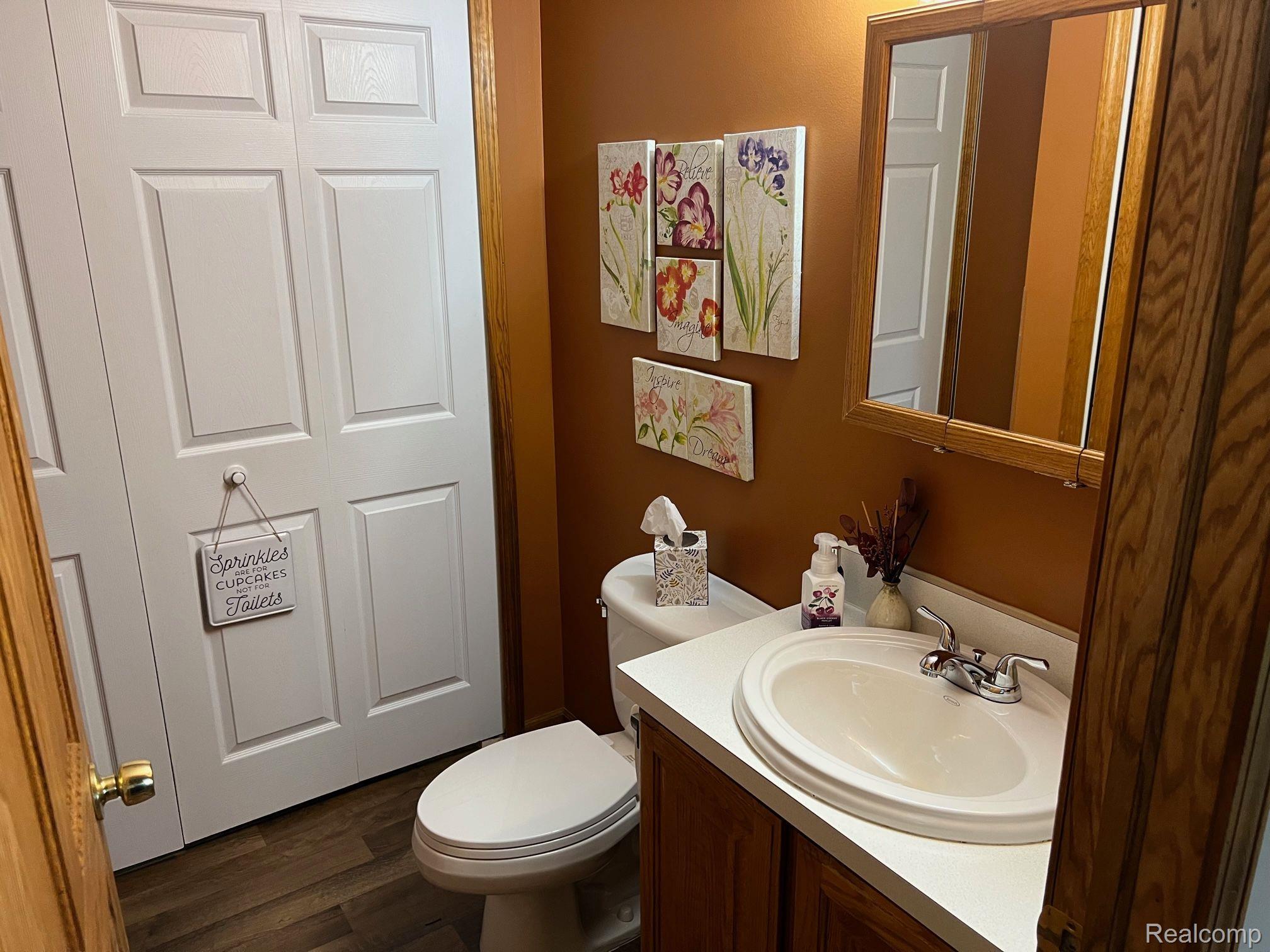 4216 McDowell Road Lapeer, MI 48446 - Photo 20 of 36 1st floor 1/2 bath