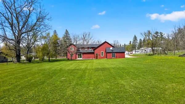 $549,900 | 8783 County Road K, Eureka, WI 54963