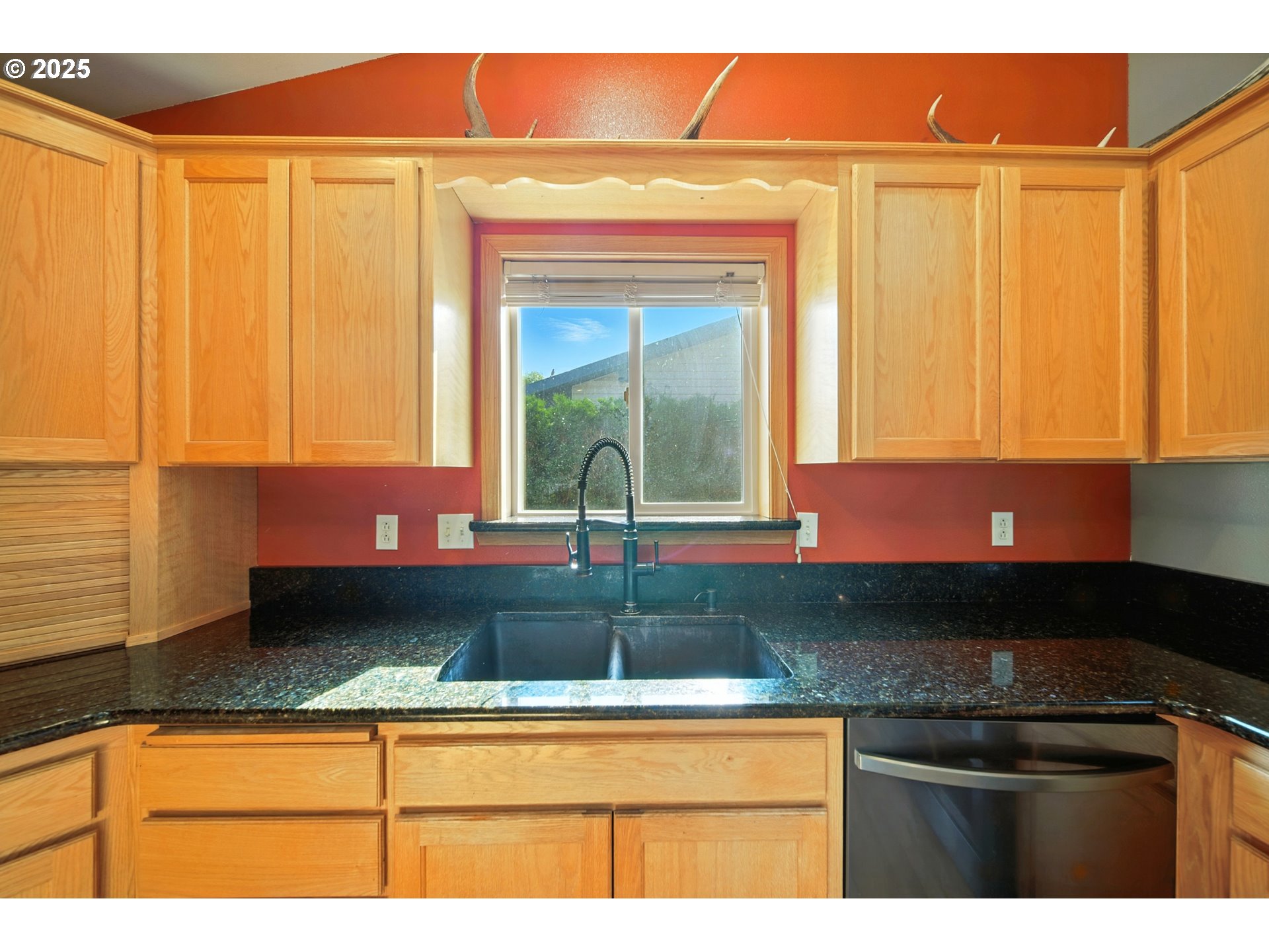 257 West Lincoln Street Athena, OR 97813 - Photo 11 of 37 a kitchen with a sink and a window