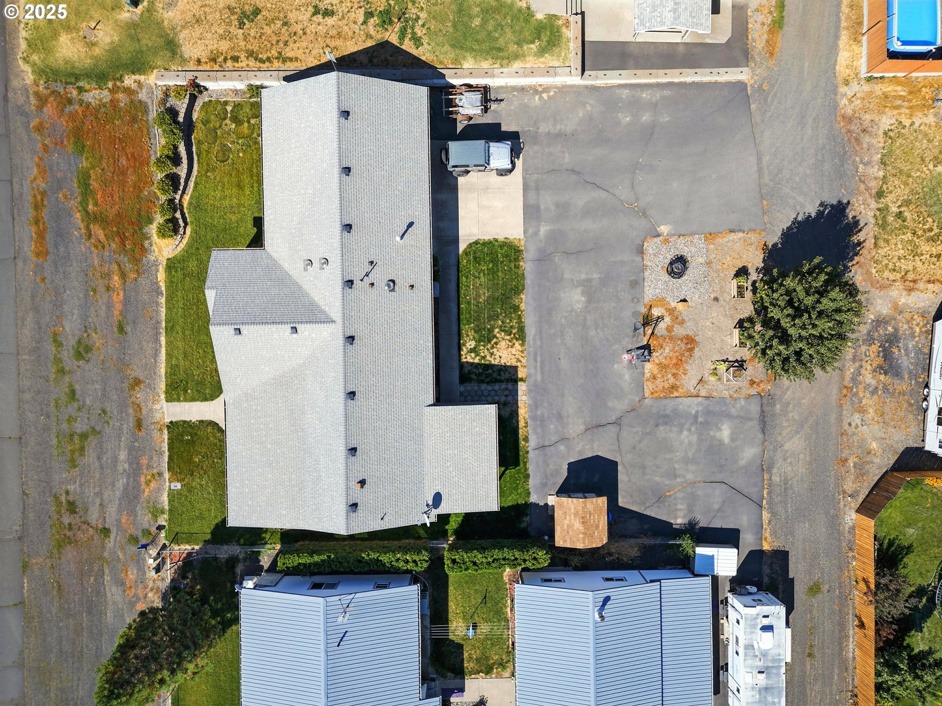 257 West Lincoln Street Athena, OR 97813 - Photo 35 of 37 an aerial view of residential houses with outdoor space