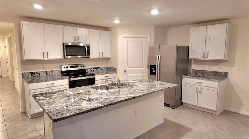 2194 Pinta Avenue Spring Hill, FL 34609 - Photo 2 of 76