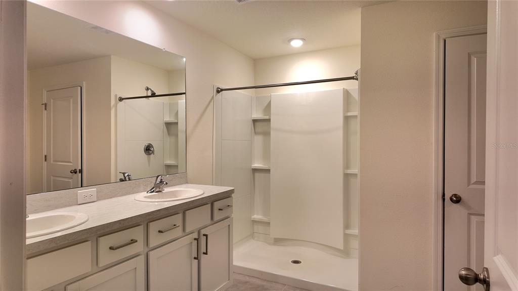 2194 Pinta Avenue Spring Hill, FL 34609 - Photo 37 of 76