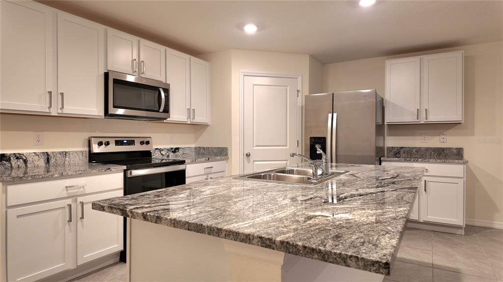 2194 Pinta Avenue Spring Hill, FL 34609 - Photo 5 of 76