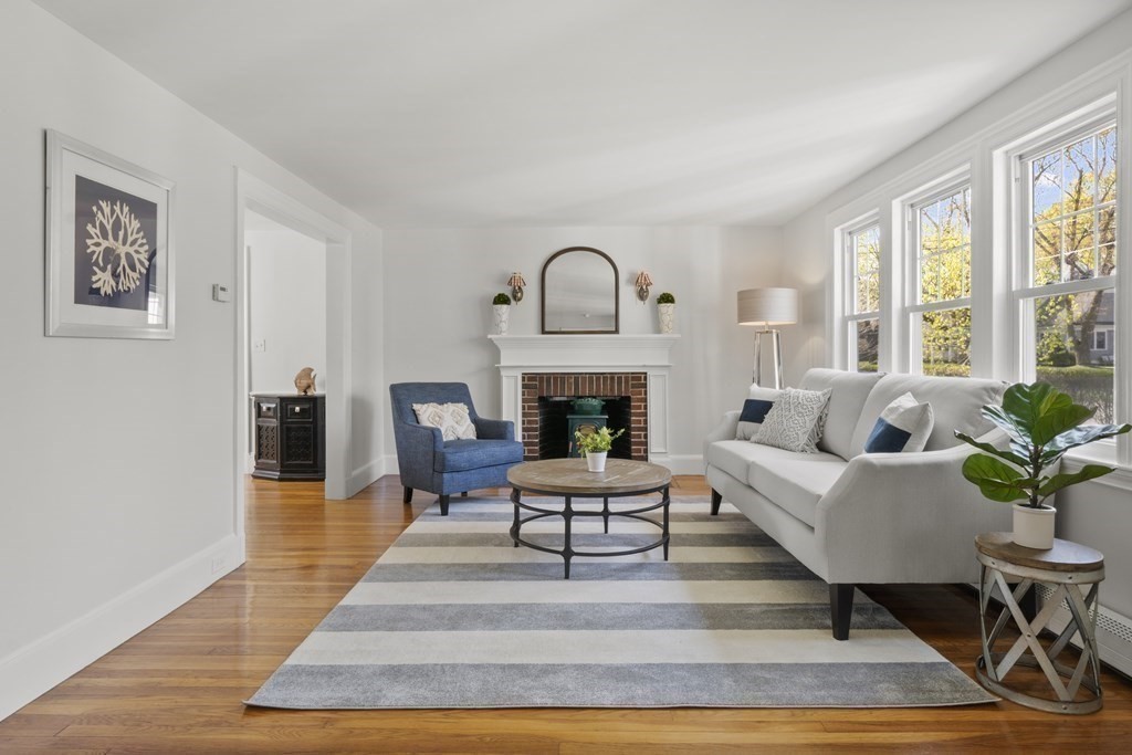 15 Stoddard Road Hingham, MA 02043 - Photo 6 of 39