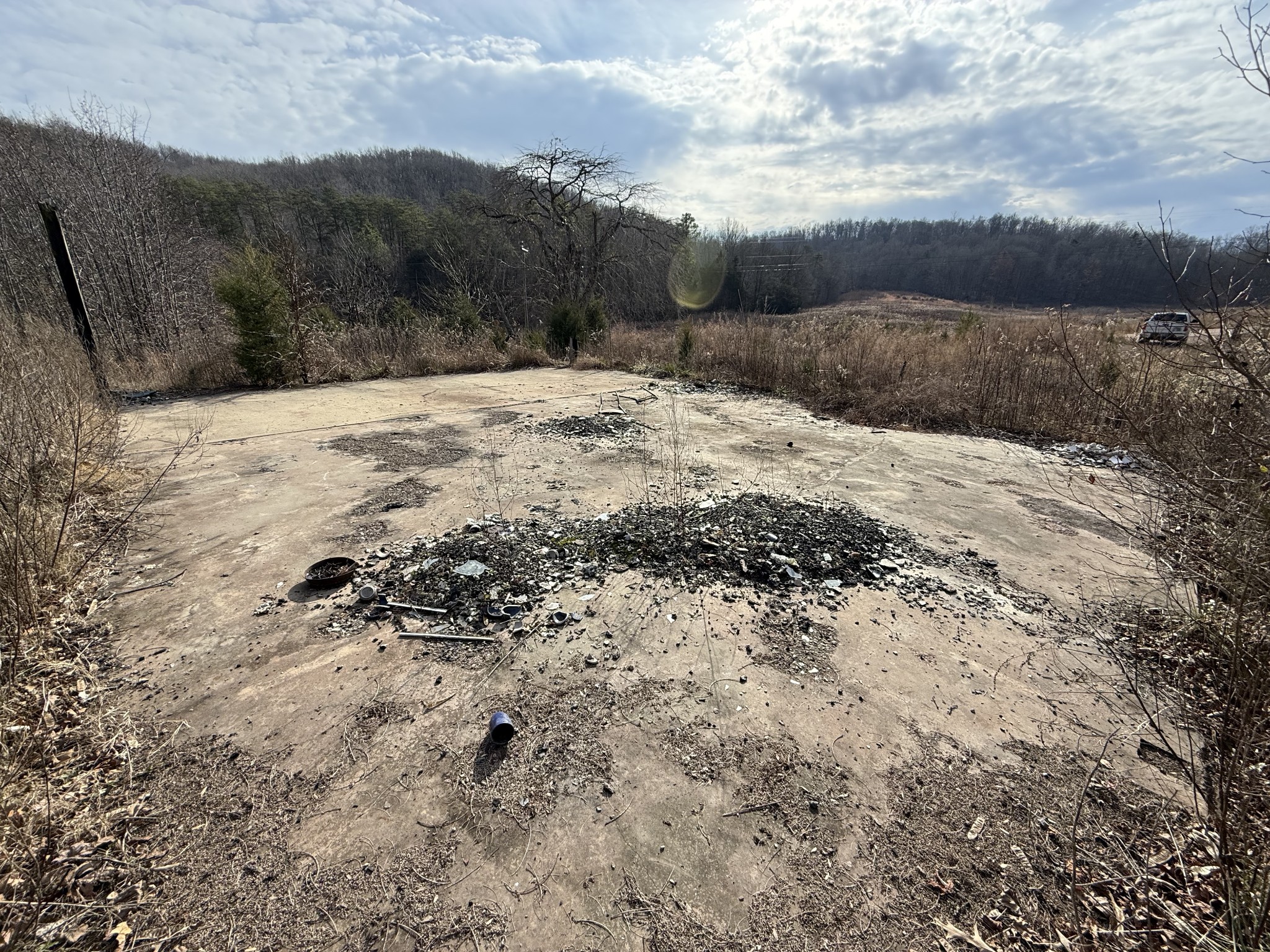 4819 Morrison Creek Road Clifton, TN 38425 - Photo 2 of 19 a view of snow on the side of a road