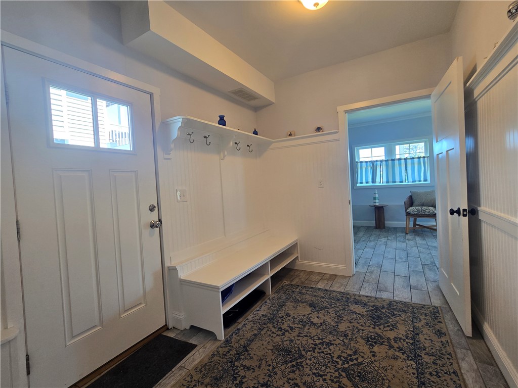 9 Arbeth Road Narragansett, RI 02879 - Photo 5 of 49