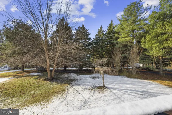 $640,000 | 7742 Lake Shore Drive, Owings, MD 20736