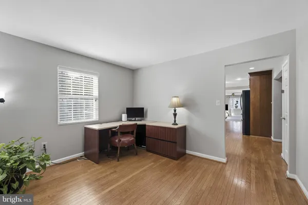 $640,000 | 7742 Lake Shore Drive, Owings, MD 20736