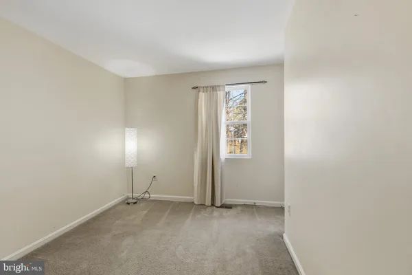 $640,000 | 7742 Lake Shore Drive, Owings, MD 20736