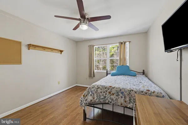 $640,000 | 7742 Lake Shore Drive, Owings, MD 20736