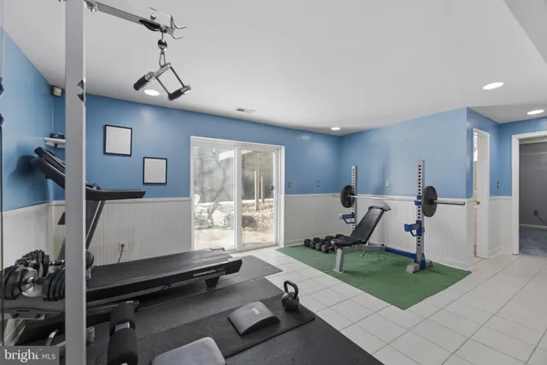 $640,000 | 7742 Lake Shore Drive, Owings, MD 20736