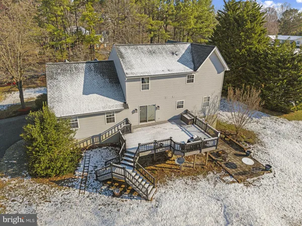 $640,000 | 7742 Lake Shore Drive, Owings, MD 20736