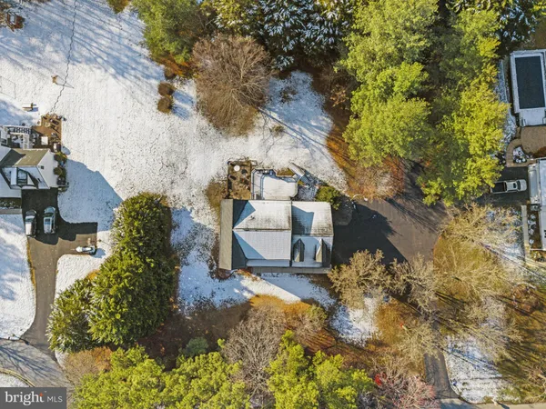 $640,000 | 7742 Lake Shore Drive, Owings, MD 20736