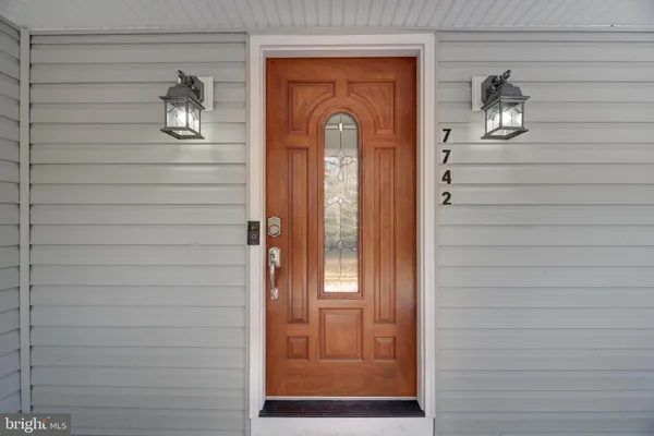 a view of a yard with an outdoor space