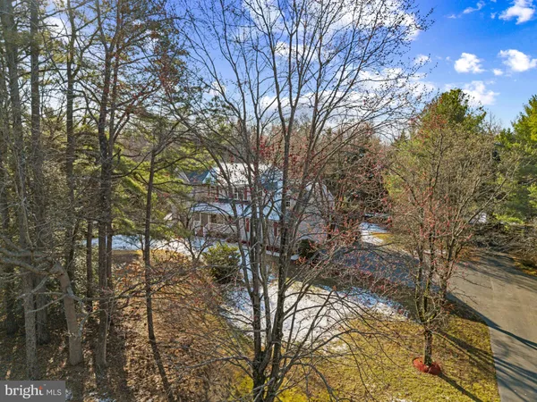 $640,000 | 7742 Lake Shore Drive, Owings, MD 20736