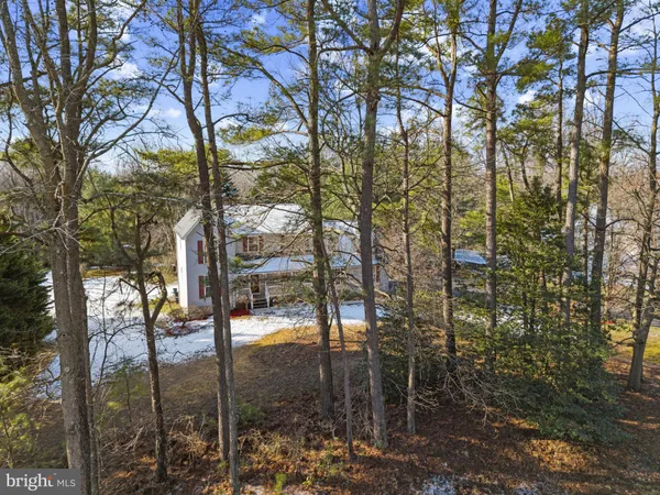 $640,000 | 7742 Lake Shore Drive, Owings, MD 20736