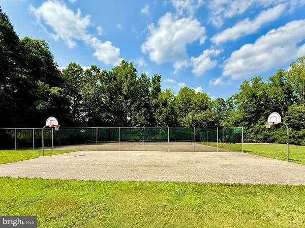 $640,000 | 7742 Lake Shore Drive, Owings, MD 20736