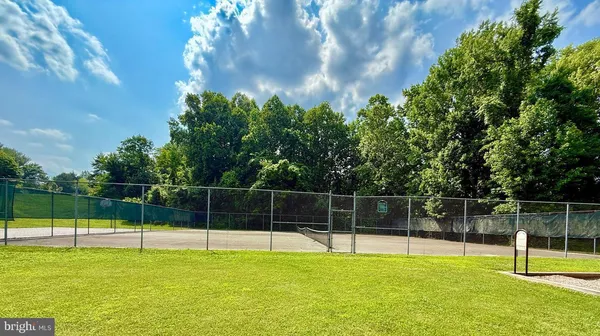 $640,000 | 7742 Lake Shore Drive, Owings, MD 20736