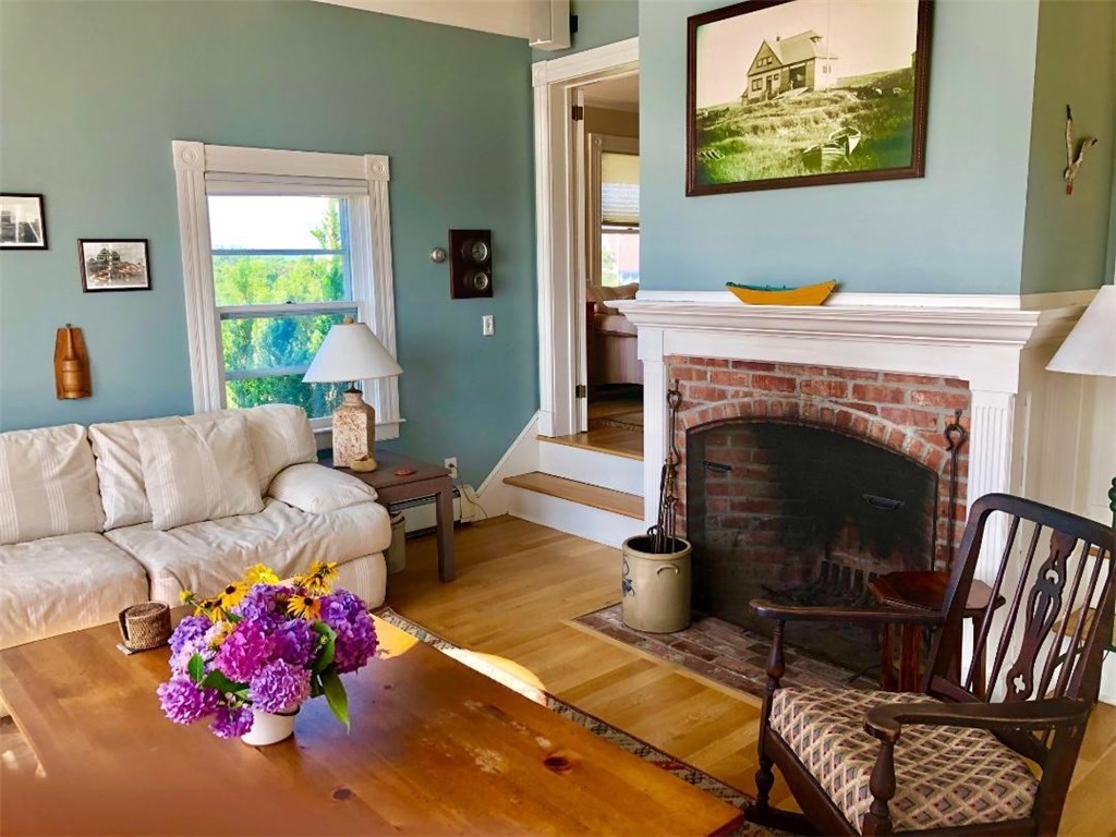 1405 Cooneymus Road Block Island, RI 02807 - Photo 11 of 25 Gallery Image 11