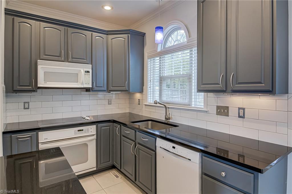 3205 Cross Tree Road Winston-Salem, NC 27106 - Photo 12 of 42