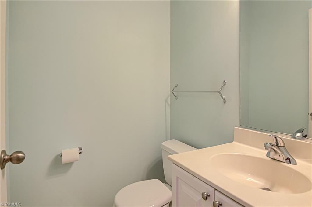 3205 Cross Tree Road Winston-Salem, NC 27106 - Photo 34 of 42