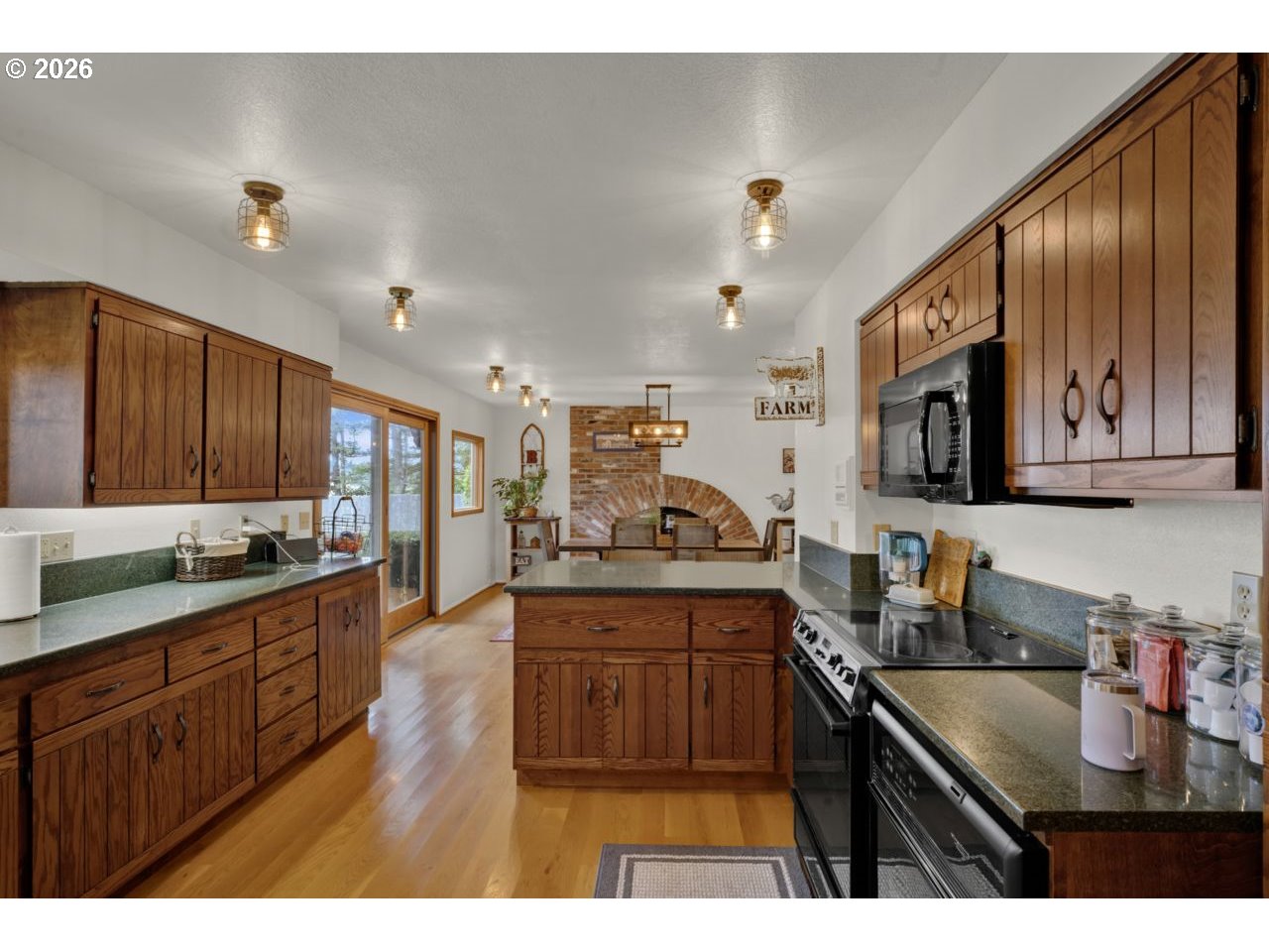 833 Rhododendron Drive Florence, OR 97439 - Photo 10 of 48
