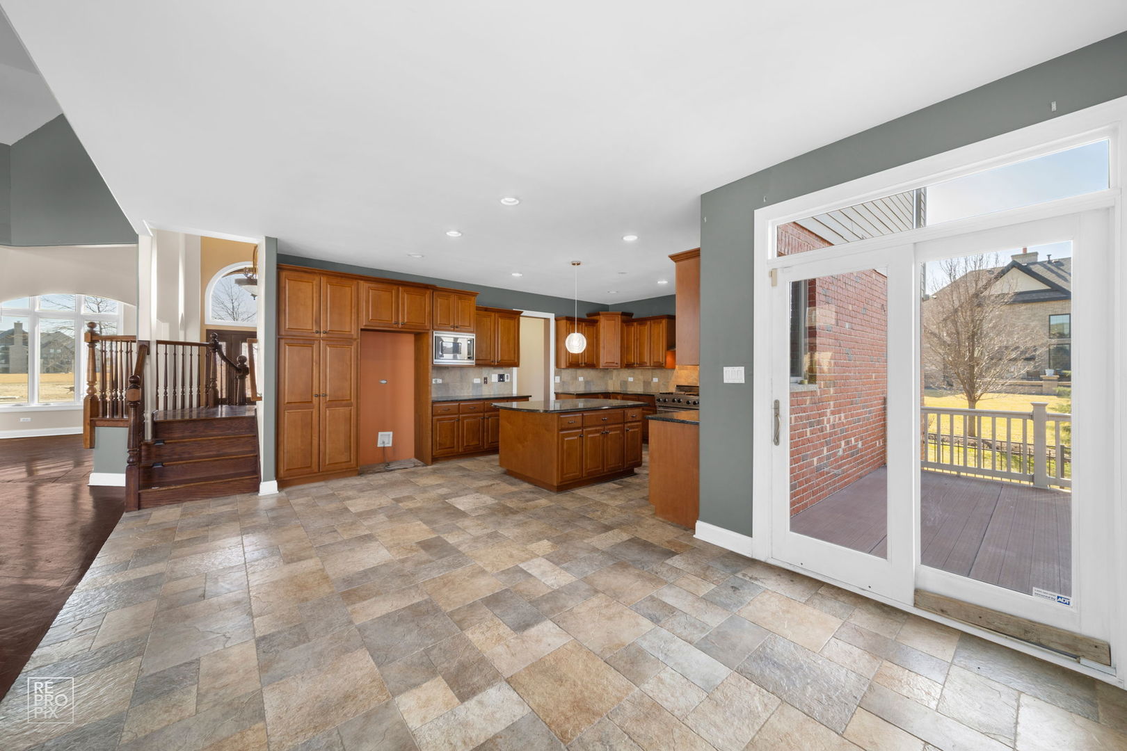 23392 Rider Court Frankfort, IL 60423 - Photo 15 of 40 Gallery Image 15