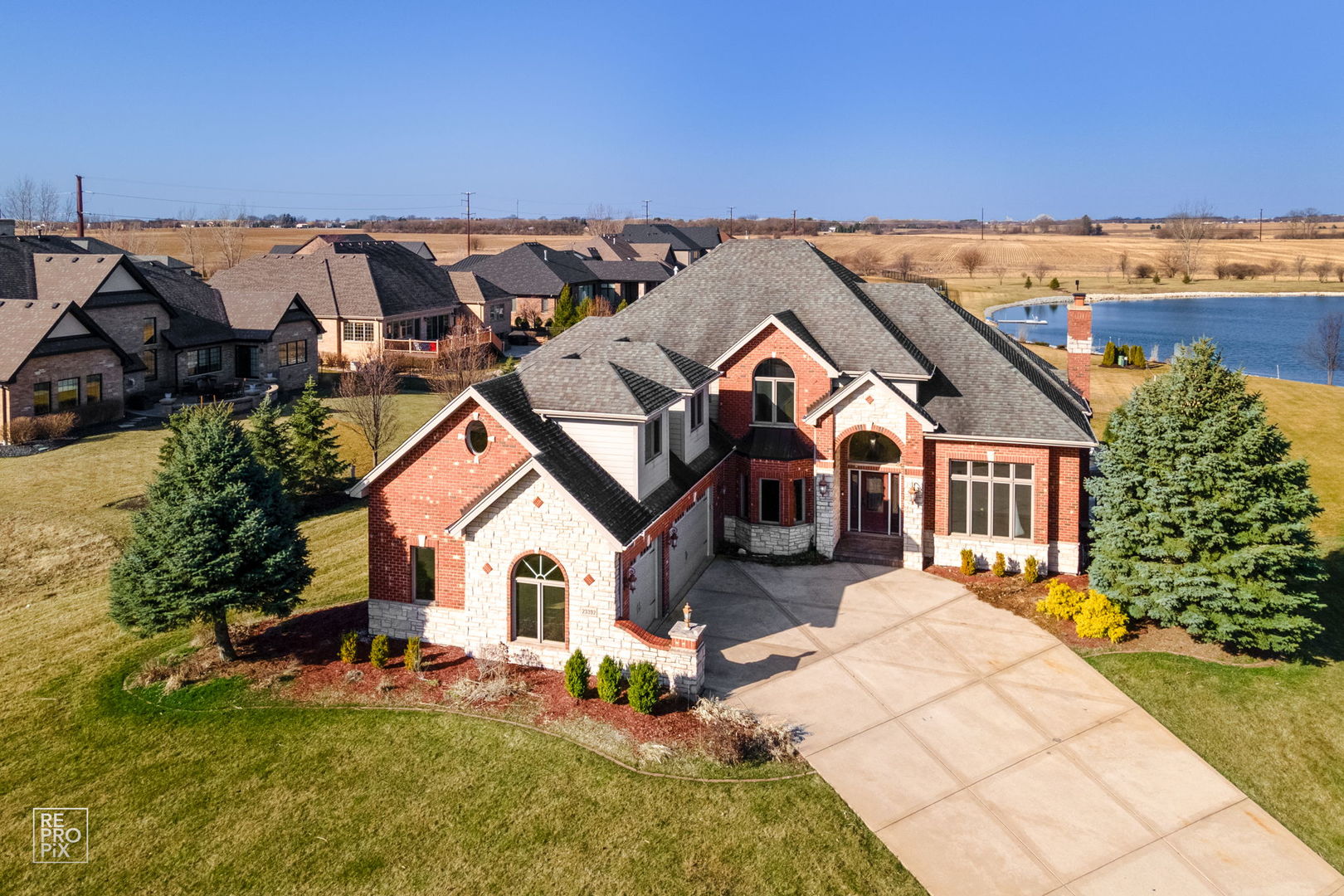 23392 Rider Court Frankfort, IL 60423 - Photo 2 of 40 Gallery Image 2
