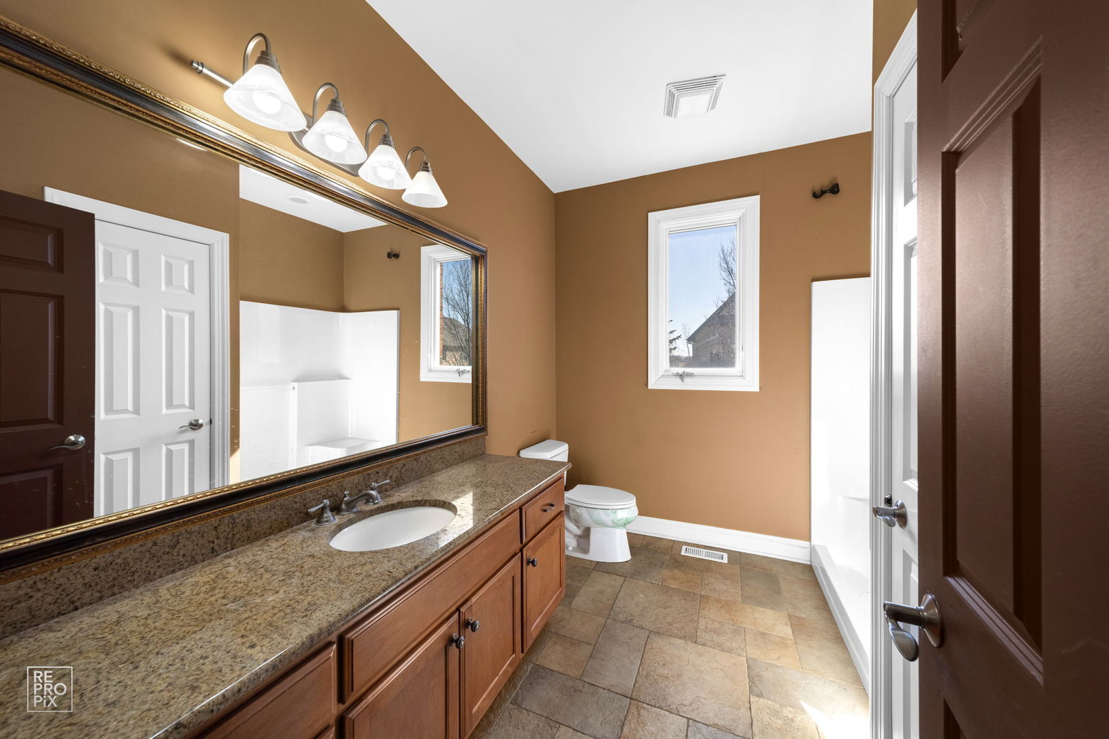 23392 Rider Court Frankfort, IL 60423 - Photo 21 of 40 Gallery Image 21