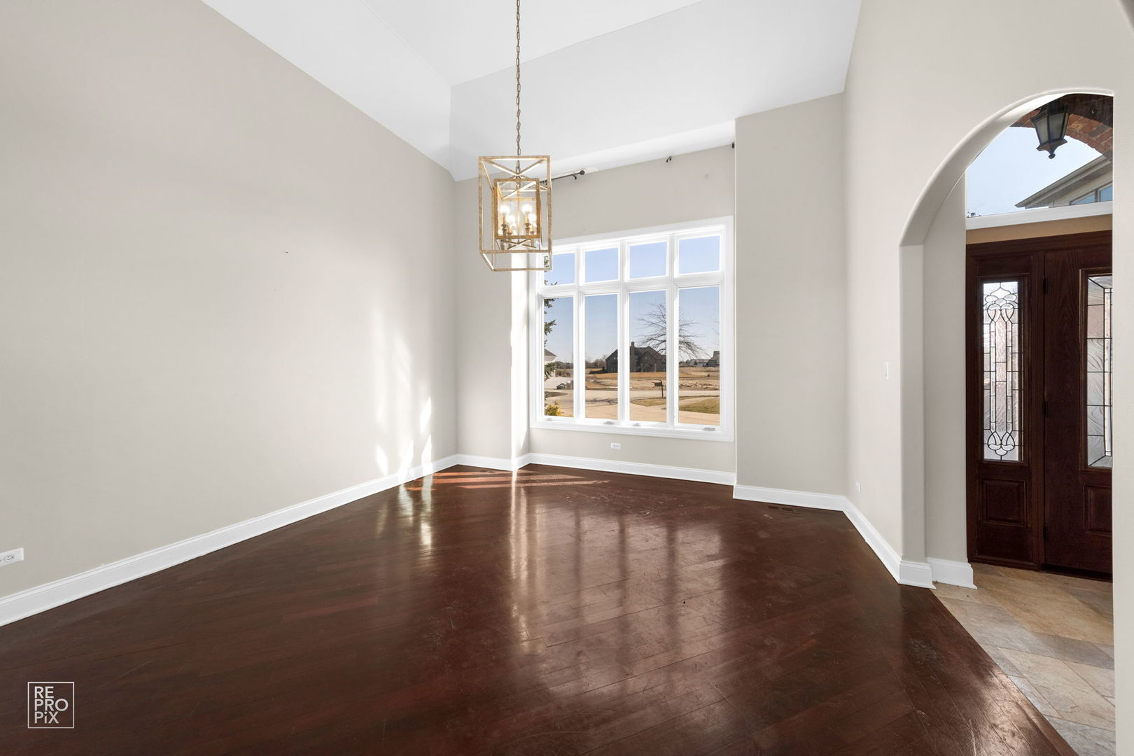 23392 Rider Court Frankfort, IL 60423 - Photo 10 of 40 Gallery Image 10