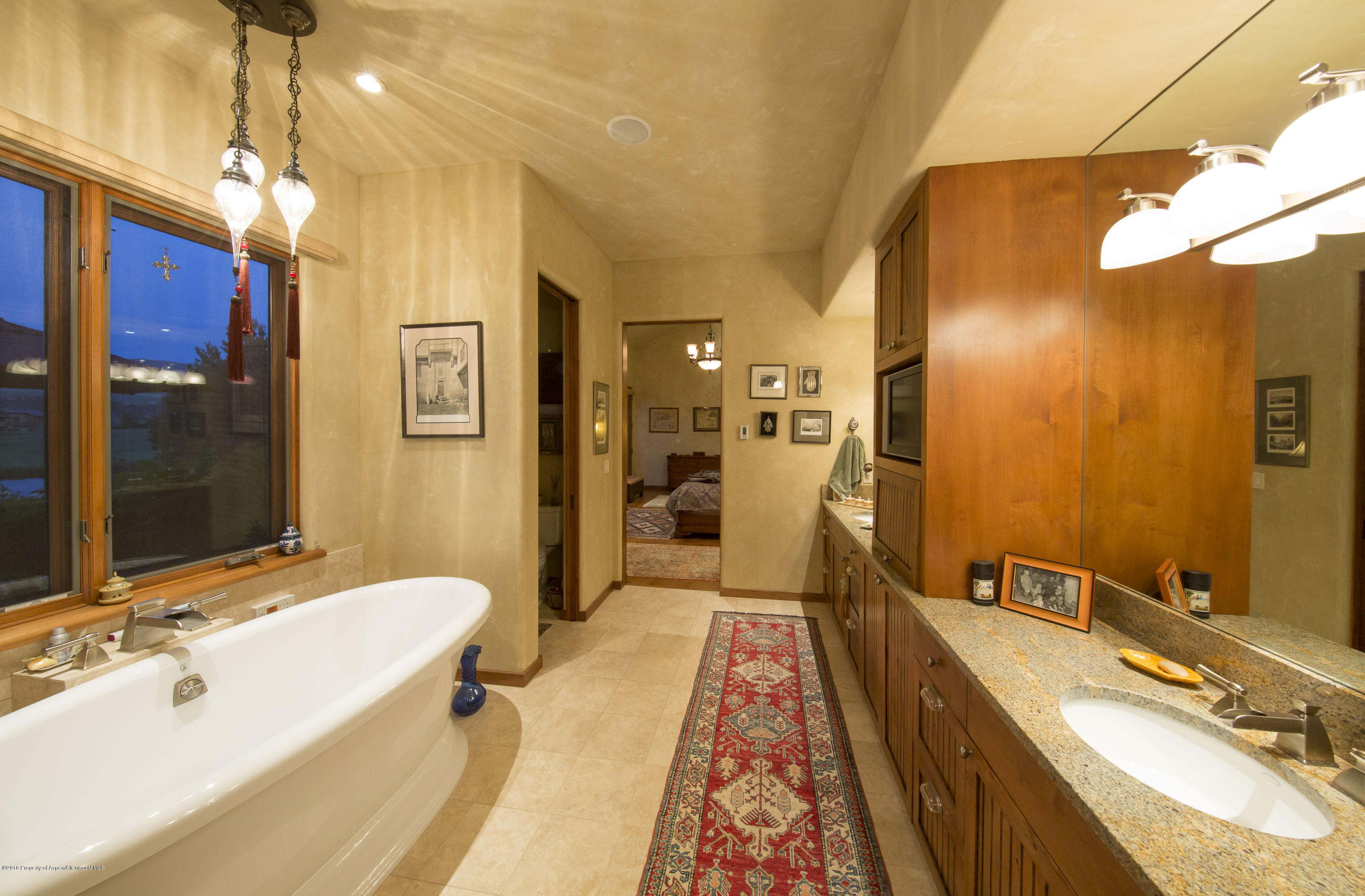 722 Perry Ridge Carbondale, CO 81623 - Photo 14 of 33 Master bath