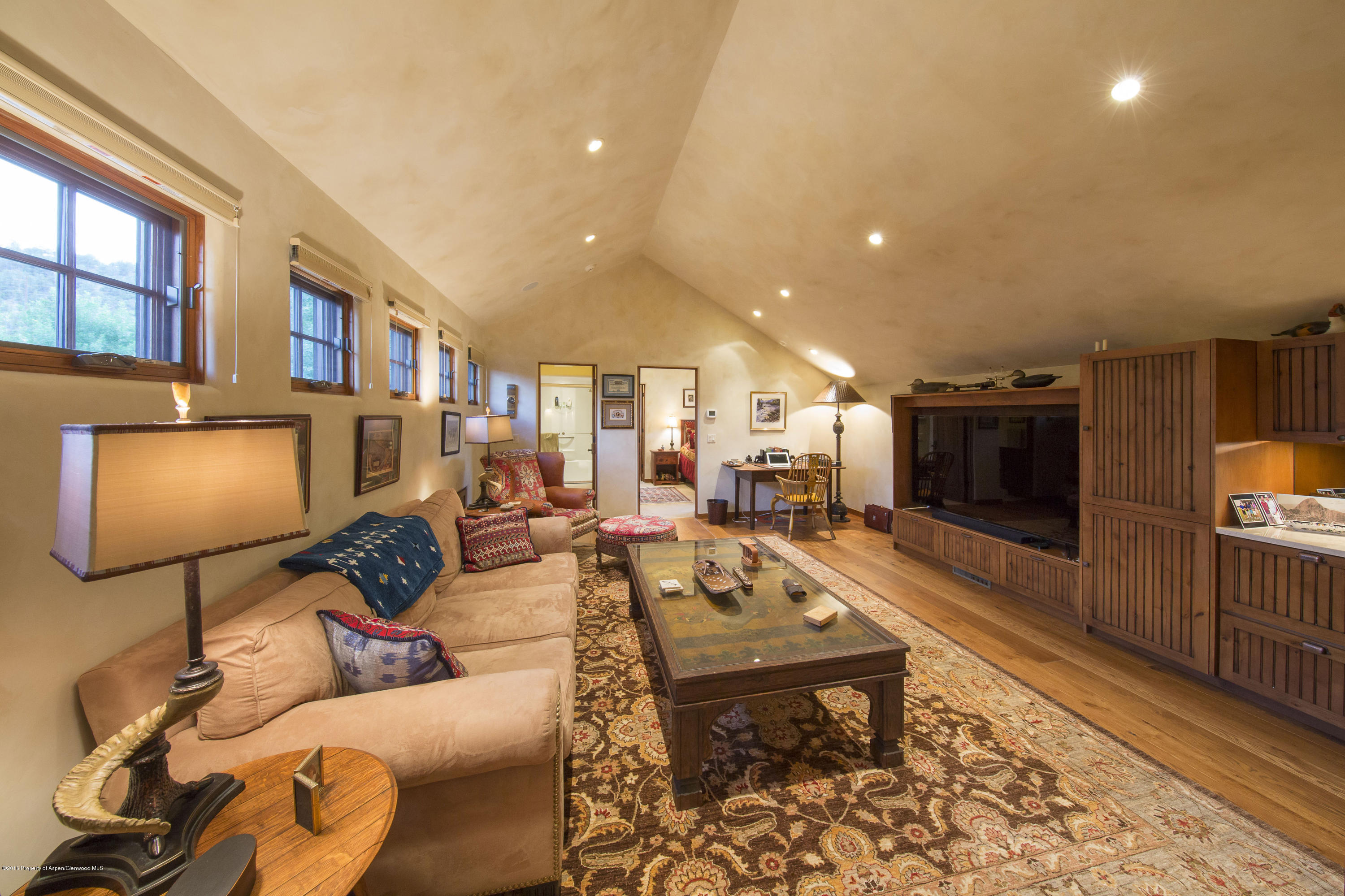 722 Perry Ridge Carbondale, CO 81623 - Photo 22 of 33 Family room